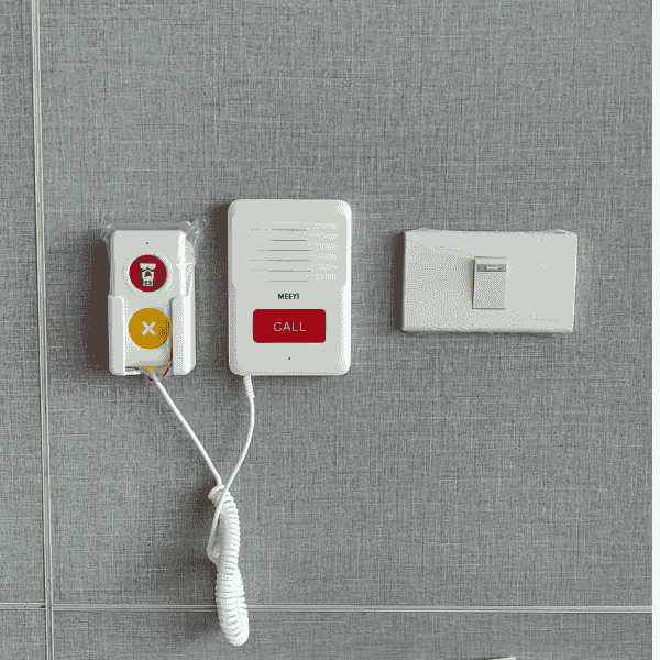 รูปติดตั้งจริงหัวเตียงระบบเรียกพยาบาลแบบไอพี (Nurse Call IP network)